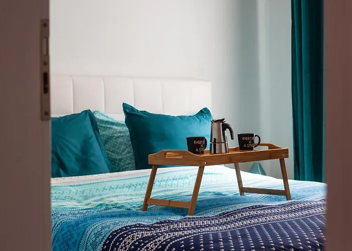 Parid Blue Апартаменты Голем